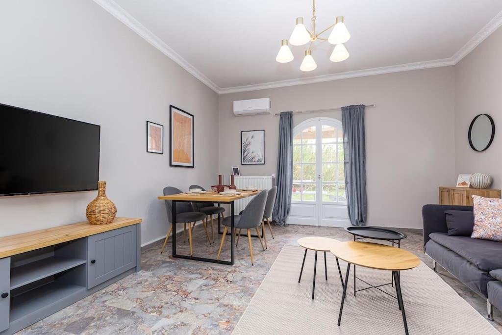 Angelikis House Lägenhet Kompítsion Exteriör bild